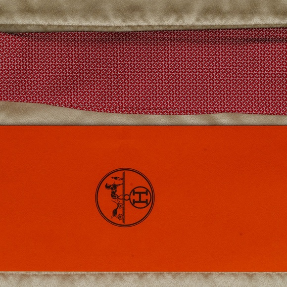 SOLD! Hermes Faconnee H Bicolore tie (NEW!) - Picture 1 of 5